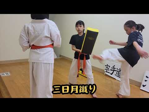 三日月蹴り＆チーム対抗リレースクワット