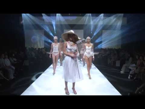 Lingerie Fashion Show - MODE CITY (Paris, 2014)