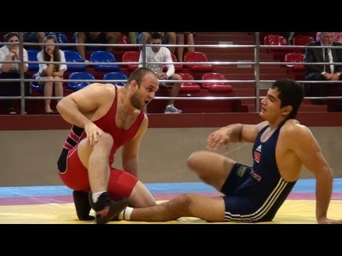 Freestyle Wrestling 120kg - Dlagnev (USA) vs. Akgul (TURKEY)