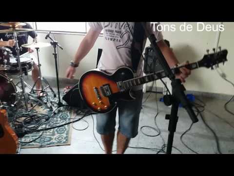 Tons de Deus Senhor Jesus