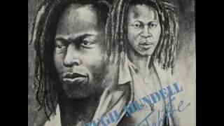 Hugh Mundell & Lacksley Castell - Million Miles