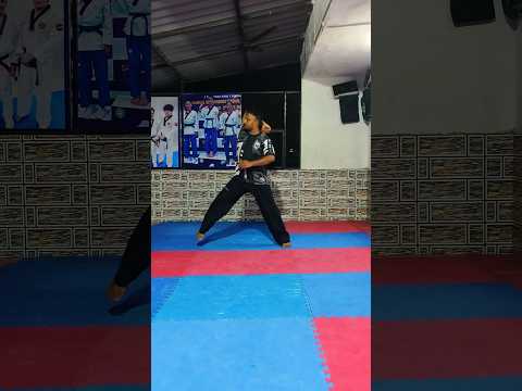 Self Defense Elbow Strike | Street Combat Breakdown ⚡ #SelfDefense #ElbowStrike #shorts