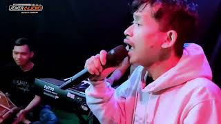 Download lagu Di simpang jalan koplo _ voc agiel || cover jemer audio mp3 Download lagu Di simpang jalan koplo _ voc agiel || cover jemer audio mp3