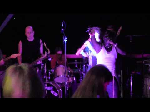 Groove Baza International  real rock riddim