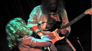 Sophie B. Hawkins Performs  Sweet Sexy Woman Live in Ramona