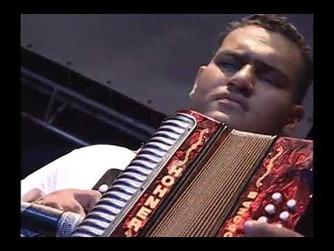 EL CENTRO DE MI ALMA VIDEO        LOS INQUIETOS DEL VALLENATO JIMMY SOSSA