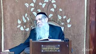 הרה"ג הרב וועכטר שליט"א כ"ב כסלו תשפ"ה (הרב אברהם מנחם מענדל וכטר) - התמונה מוצגת ישירות מתוך אתר האינטרנט יוטיוב. זכויות היוצרים בתמונה שייכות ליוצרה. קישור קרדיט למקור התוכן נמצא בתוך דף הסרטון