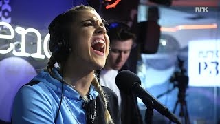 P3 Christine Live: Julie Bergan "Blackout"