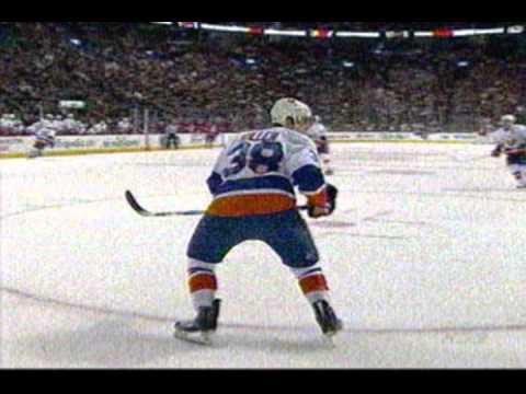 NY Islanders at Montreal [ October 27th, 2010 ] Andrei Kostitsyn but dans un fillet ouvert