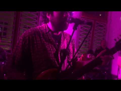 Cumbia Entre Tus Brazos - Sonora Patocarlo