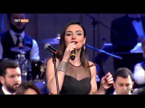 Bahçada Yeşil Çınar - Sevcan Orhan - Senfoni ile Türküler Konseri - Klasik - TRT Avaz