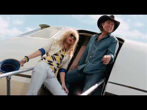 Trailer still that echoes the fundraiser stage where the film’s musical resolutions happen