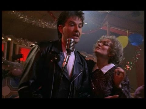 A Christmas Kiss - Daniel O'Donnell Feat. Mrs Merton