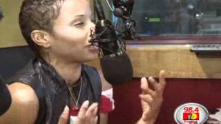 Vivian Green live in Studio