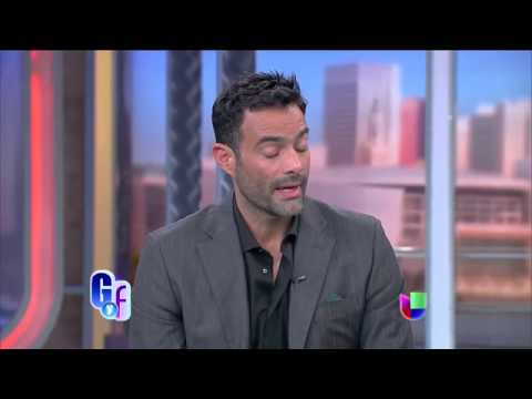 A Luis Roberto Guzmán no le molesta mostrar su cuerpazo