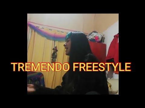 DIONISIA tira un freestyle increíble