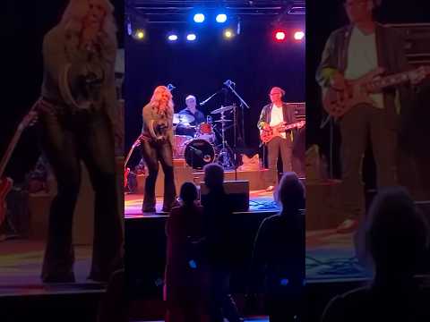 👀 #Summertimemusicfestival #BlueOceanMusicHall #SalisburyBeach #BostonMusicScene #ElizaNeals ❤️