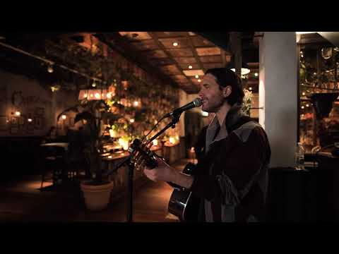 Greg Acoustic - Oasis   Some Might Say - AliveNetwork.com