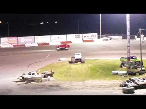 Spectator Drags wreck at Elko Speedway
