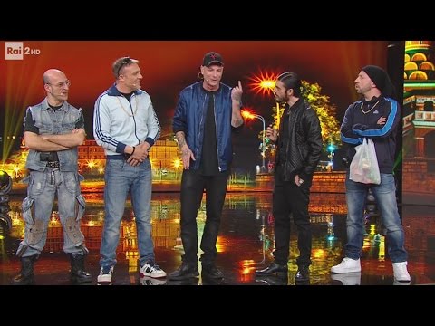 I Gomorroidi  - I Ditelo Voi con Clementino e Gino Fastidio - Made in Sud 26/04/2017
