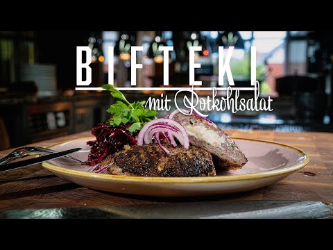 Bifteki steaks with oriental red cabbage salad – Cooking in the valley