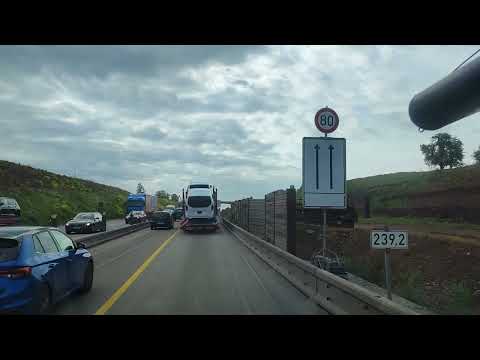 Autobahnfahrt, Entspannungshilfe, Stau in Pforzheim A8