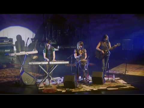 I Need You To Love Me - Barlow girl