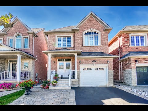 290 Oberfrick Avenue, Maple Home for Sale - Real Estate Properties for Sale