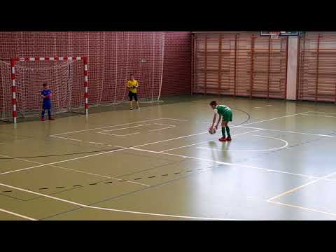 Rzuty karne MARCOVIA MARKI 09 - BUG WYSZKÓW 09 wynik 0-2