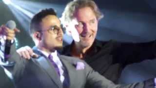 Tomas Ledin och Kim Cessarion- Hon gör allt för att göra mig lycklig