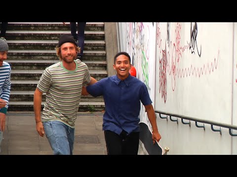 Place Presents: Longer by Mark Metzner