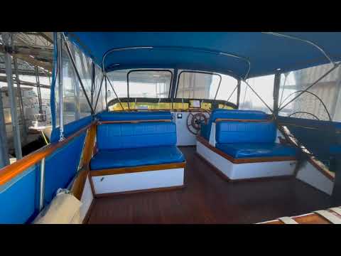 Universal 36 Trawler Tri-cabin - Boatshed - Boat Ref#316345
