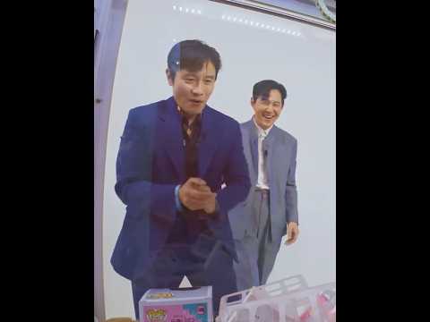 Squid Game Cast Plays Claw Machine 🤯🔥 🎬 | Squid Game 3 | VEM NO PIQUE