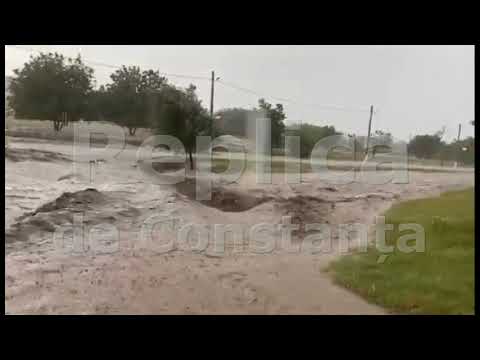 Inundațiile fac prăpăd la Siliștea