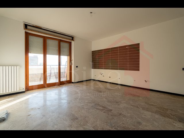 Rose 5 : Vendesi il tuo futuro quadrilocale