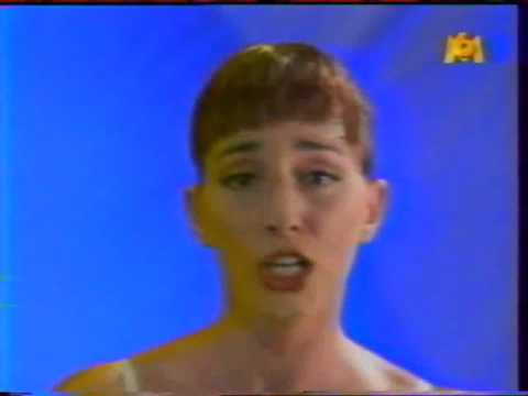 Pauline Ester ( Il Fait Chaud - 1989 / Clip M6 )