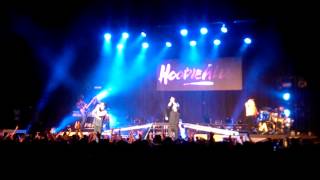 Hoodie Allen ft. MAX - Don&#39;t Mind (#PKT Tour in NYC)