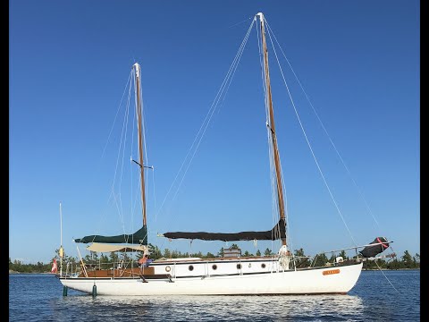 Drake III under sail