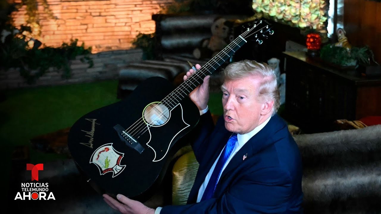 Trump visita la mansión de Elvis Presley durante una gira por Memphis