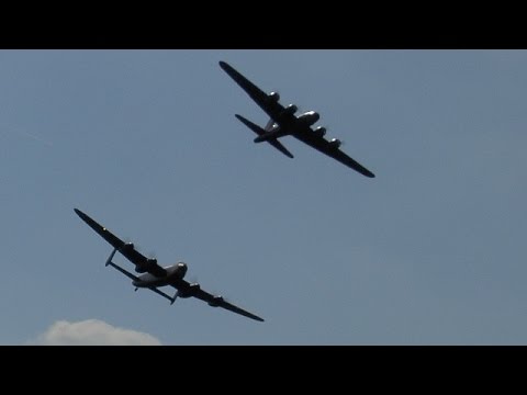 ① ONBOARD CAMS ON GIANT SCALE RC WW2 BOMBERS AT THE LMA MUCH MARCLE MODEL SHOW - 2014