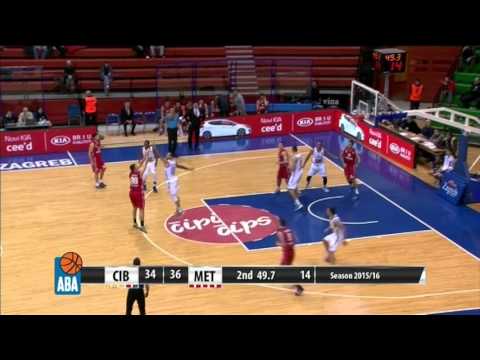ABA Liga 2015/16 highlights: Cibona - Metalac Farmakom R18 (3.1.2016)