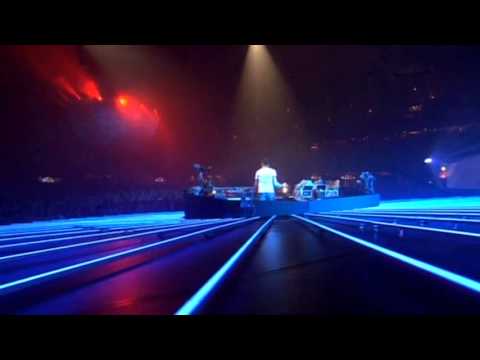 Tiësto: Understatement / Tears From The Moon / Traffic