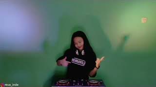 Download lagu Story Wa Music remix mp3 Download lagu Story Wa Music remix mp3