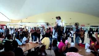 UTech juici flash mob