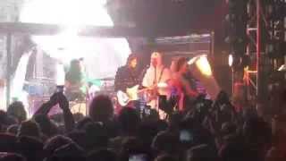 Miley Cyrus &amp; Her Dead Petz - Bang Me Box - Milky Milky Milk Tour, Chicago 11-19-2015