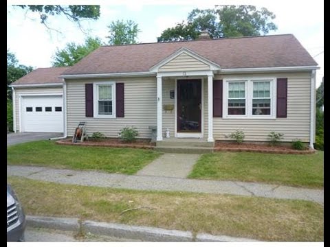 Homes for sale - 13 Harwich St, Worcester, MA 01607