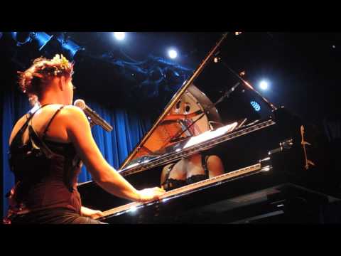 Berlin — Amanda Palmer in Vienna, 28/10/2016 afternoon show