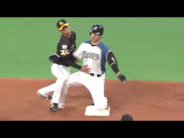 【7回裏】投打だけじゃない!! ファイターズ・大谷今季7個目の盗塁成功!!  2016/8/19 F-H