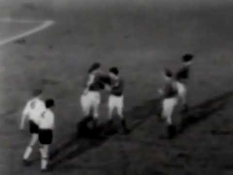 Jimmy Mulholland scoring for Chelsea 1963 vs Huddersfield