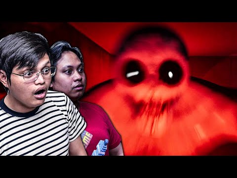 Peenoise Plays Late Night Mop -  Horror Story Game